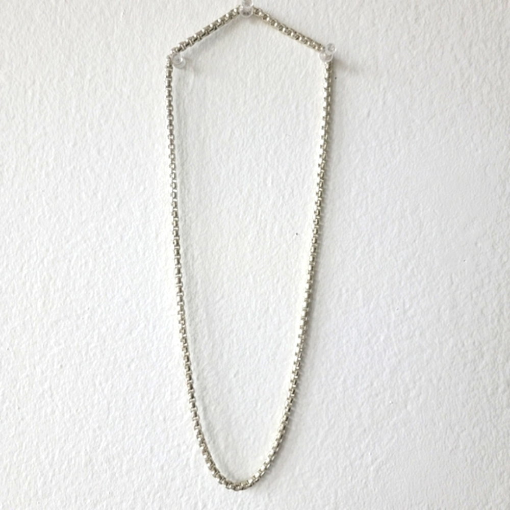 Shiny Silverstone Rounded Box Chain Necklace - Picture 2 of 4